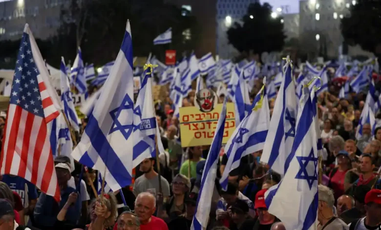 Thousands of Israelis Turn Out for Anti-Government Protest