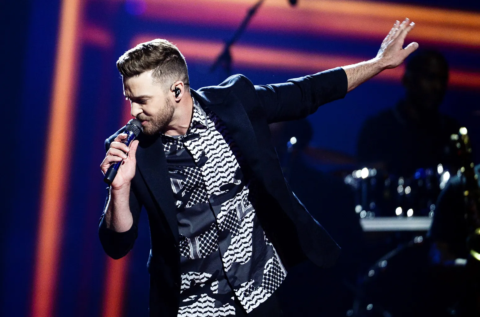 Justin Timberlake Performing to One Of His Songs