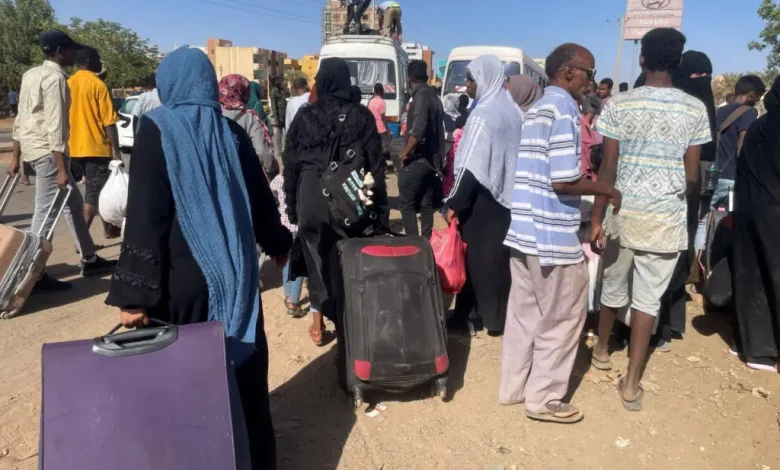 Sudanese Police Give Foreigners Two-Week Ultimatum to Leave Khartoum