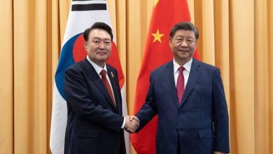 South Korea, China Leaders Hold Rare Meeting, Pledge Cooperation