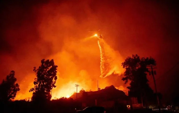 Southern California Wildfire Destroys 132 Structures