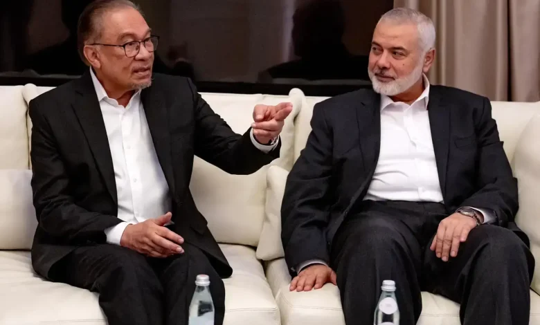 Malaysia PM Anwar Slams Meta after Facebook Removes Post on Hamas’s Haniyeh