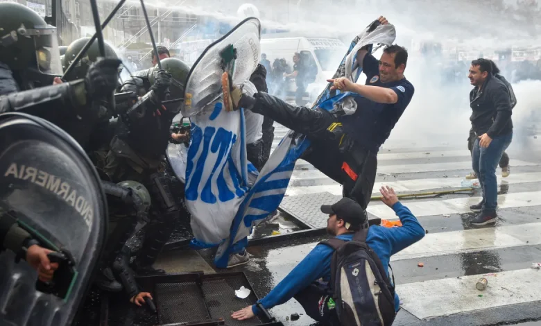 Buenos Aires Rocked by Clashes over Milei Reforms