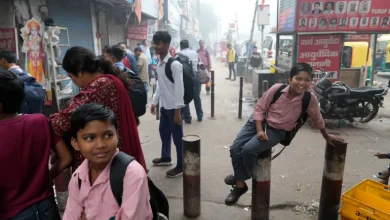 Delhi shuts schools, bans construction as pollution levels hit new high