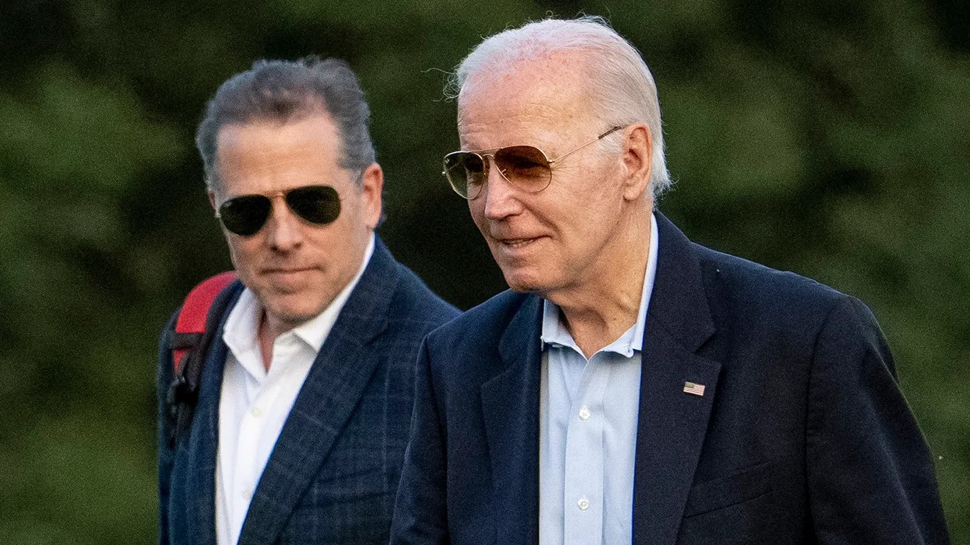 Picture of Alexander Smirnov and American President Joe Biden