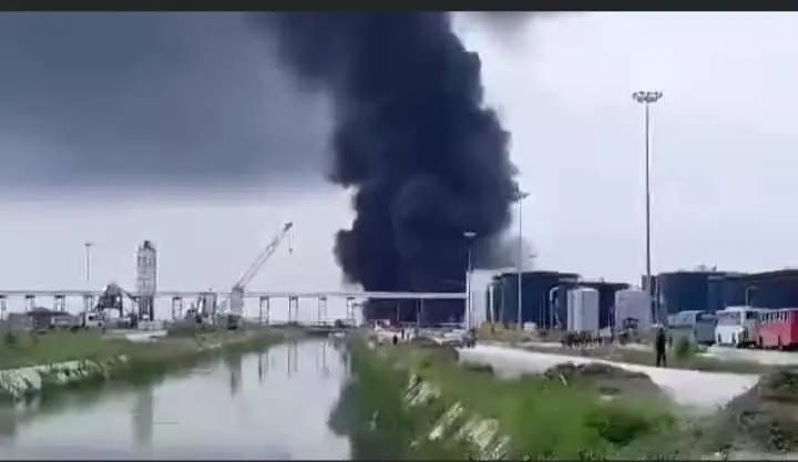 Fire Guts Section of Dangote Refinery in Lagos