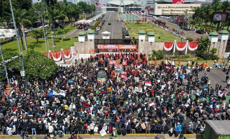 Election Law Changes Spark Mass Protests in Indonesia